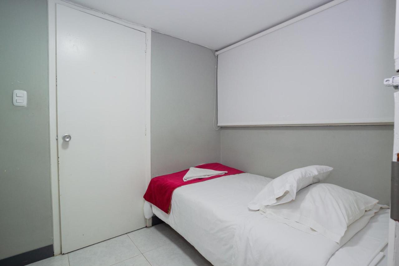 Apartasuites & Hotel Bogota Teusaquillo Ngoại thất bức ảnh